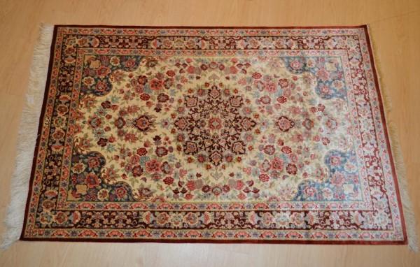 fine-Qom-Persian-rugs